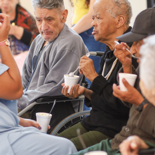 fotos-cantinho-fraterno-idosos (10)